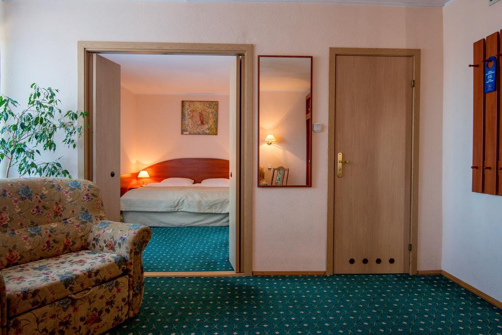 Hotel Wodnik Leba Exteriér fotografie